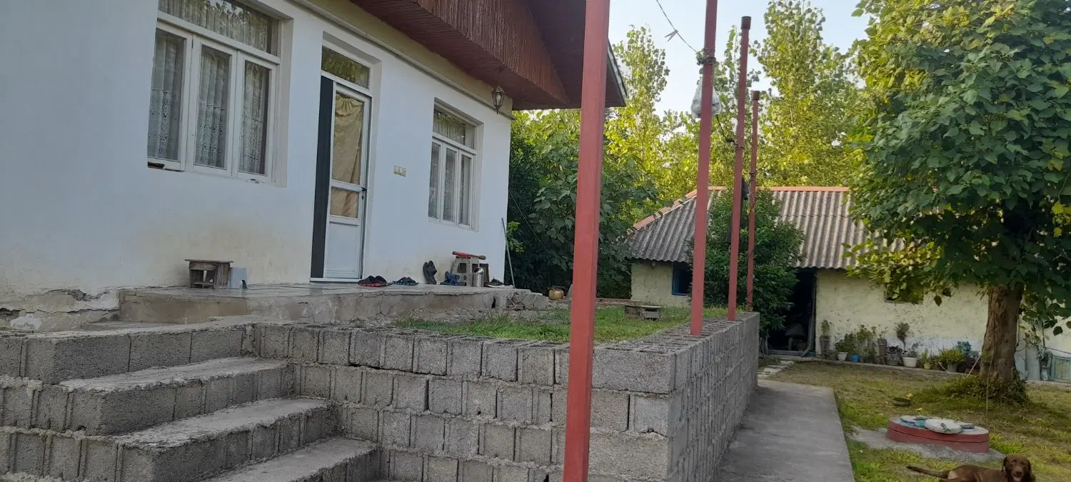 ویلای سند دار همراه با محوطه برای فروش