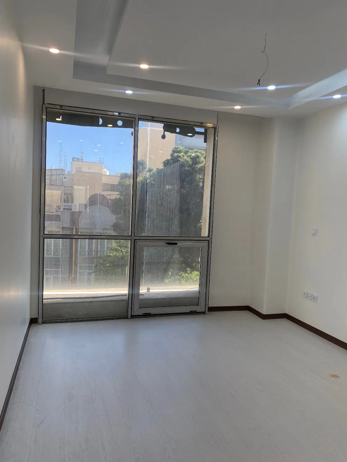 جردن_۹۰متراداری_تابلوخور_فروشنده واقعی