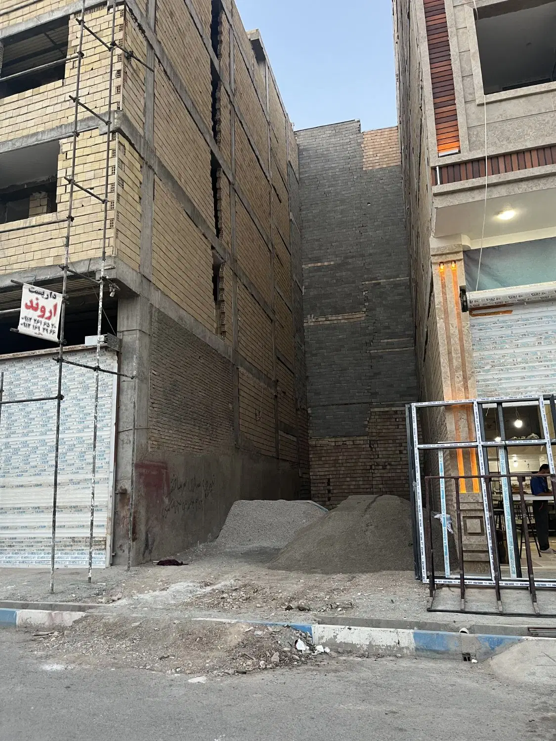 فروش زمین بهر خیابان ۱۶ متری