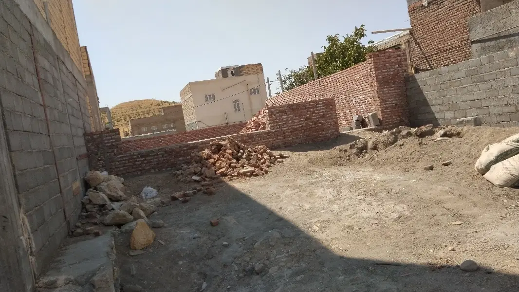 زمین مسکونی نیمه کاره درطالبخان سند تک برگ