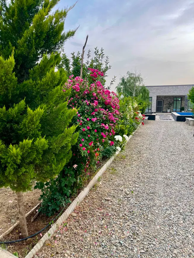 باغ ویلا ۱۰۰۰ متری سند دار