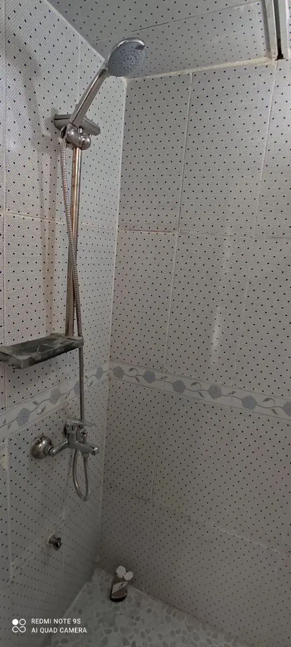 یک باب منزل در بست