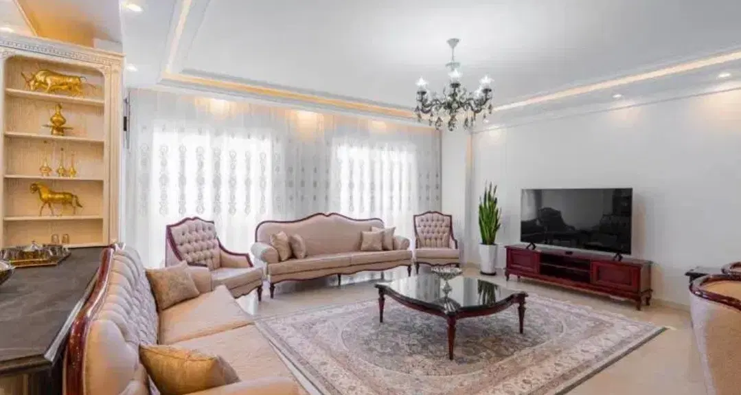 ۱۴۰ متر _ ۳ خواب _ تکواحدی _ پارکینگ و انباری