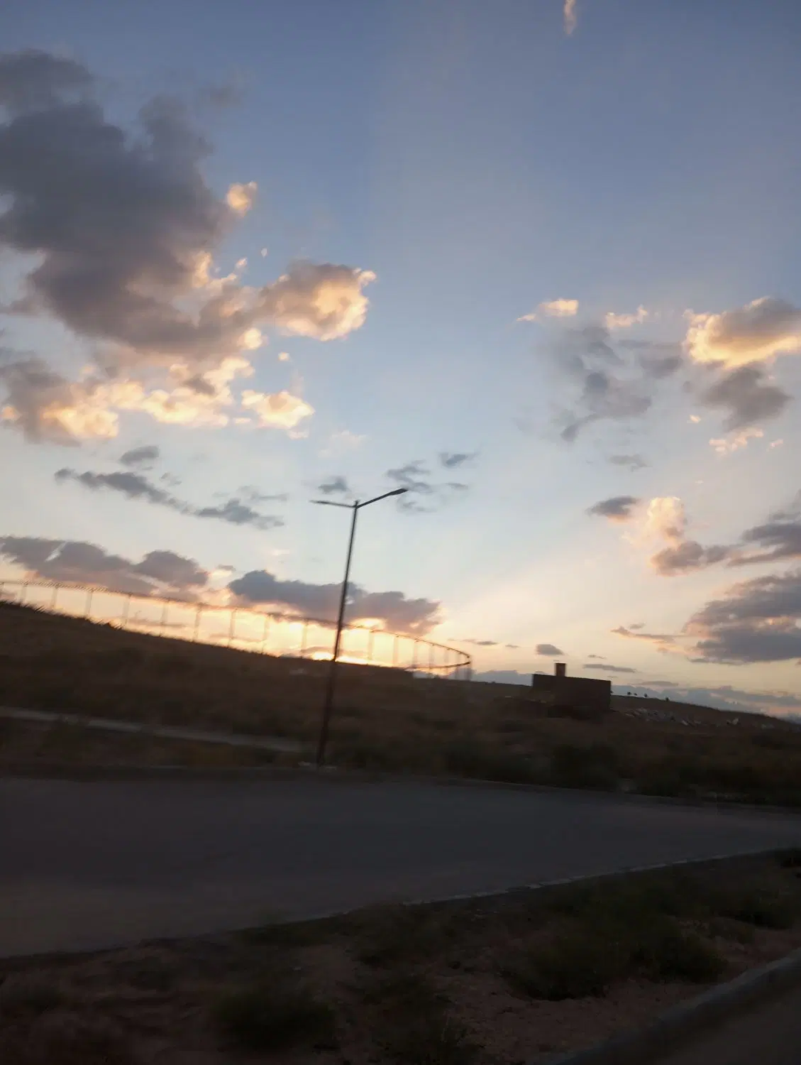 زمین مخصوص ساخت مغازه در خیابان تلاشگران