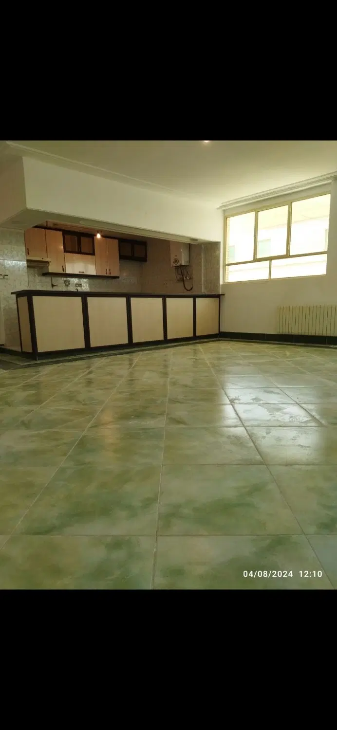 تک بلوک،خیابان البرز،سند تک برگ