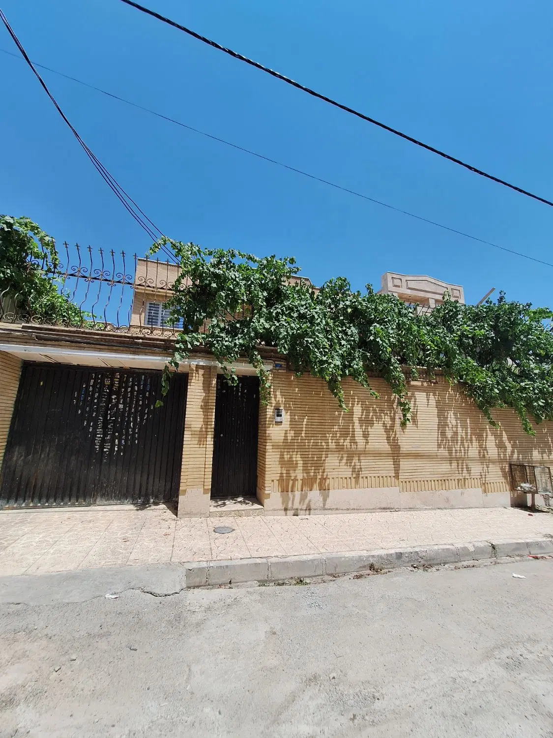 فروش ساختمان ۲۵۰ متری خیابان عمار