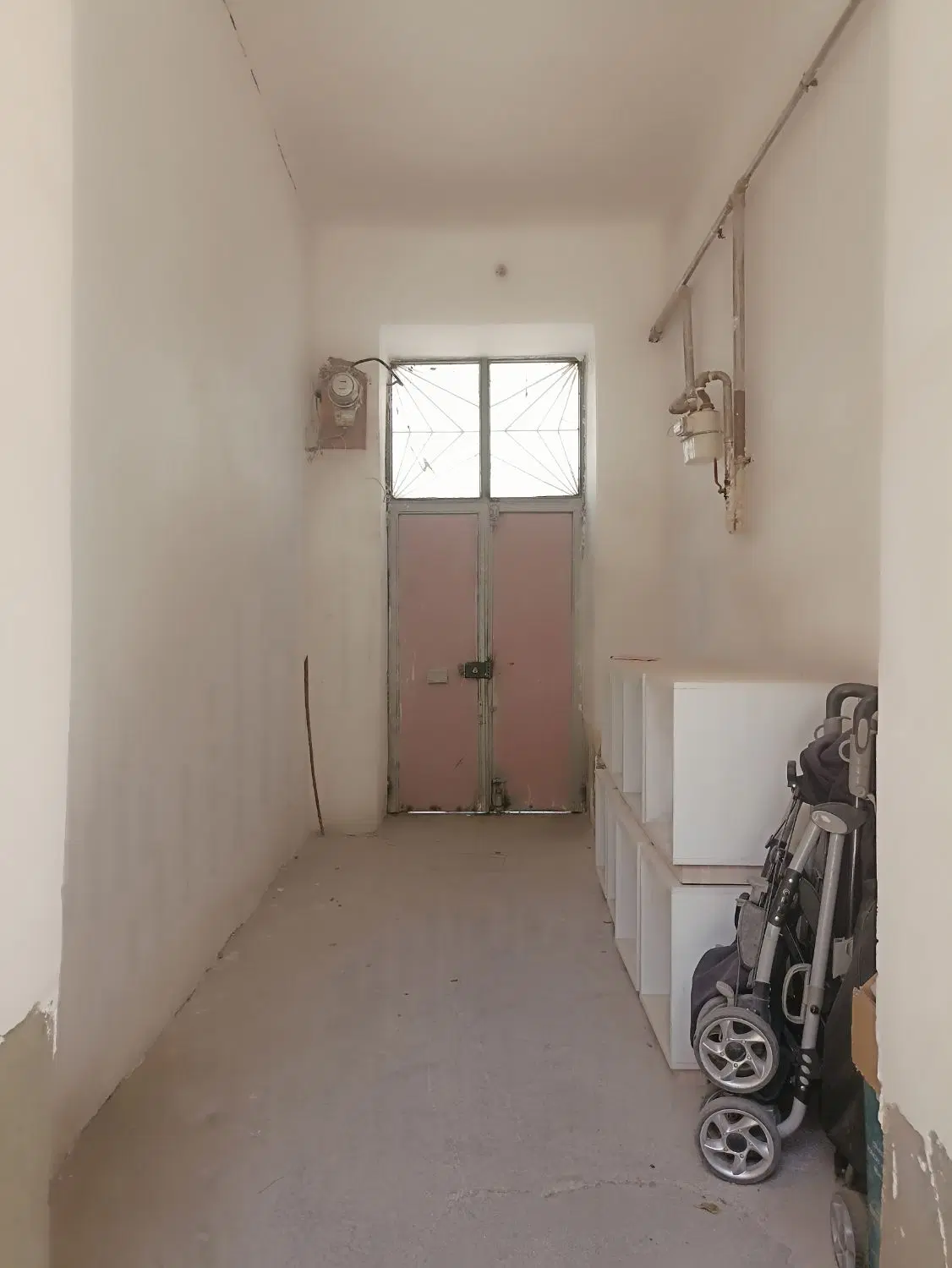 ملک کلنگی همراه با مغازه