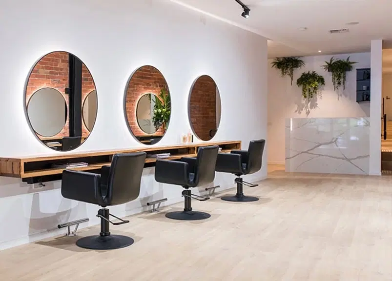 اجاره سالن زیبایی با تجهیزات