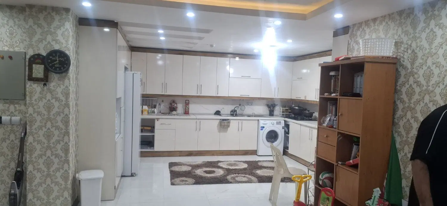 اپارتمان کلید اول