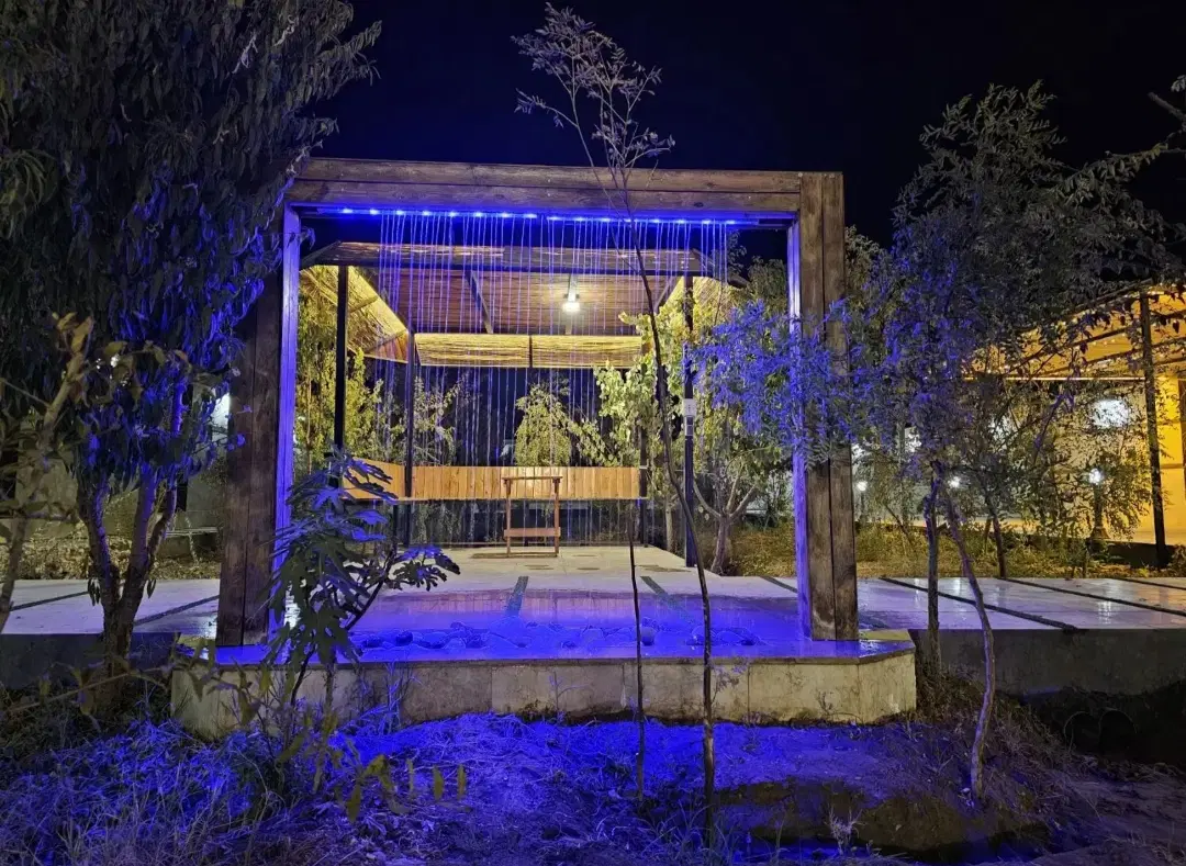 استخر جکوزی اجاره کوتاه مدت زردنجان