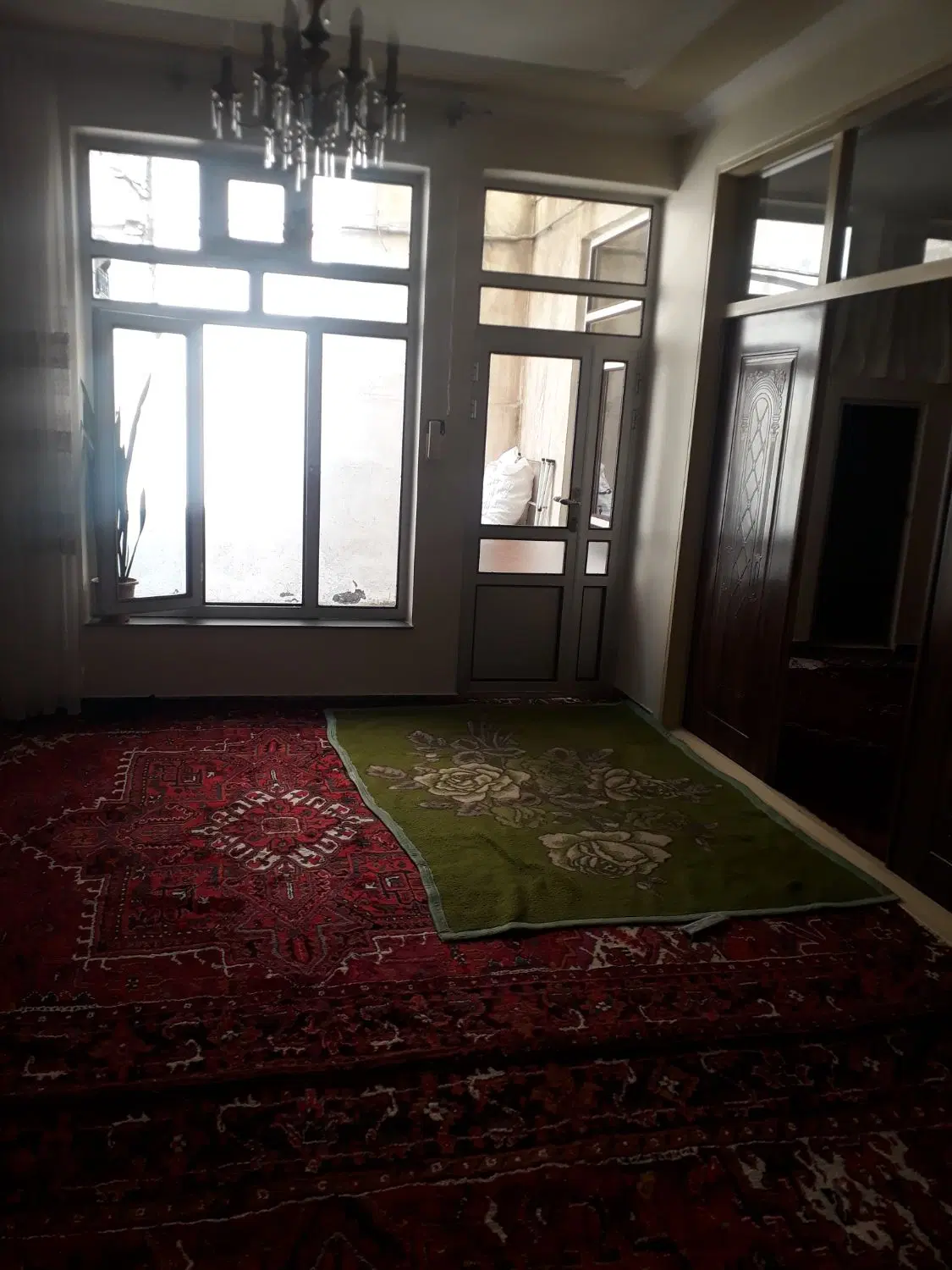 خانه حیاط دار ۸۰ متری