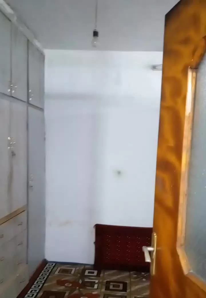 یک باب منزل ویلایی به مساحت۱۷۲متر ۱۲۰متربنا۵۲حیاط