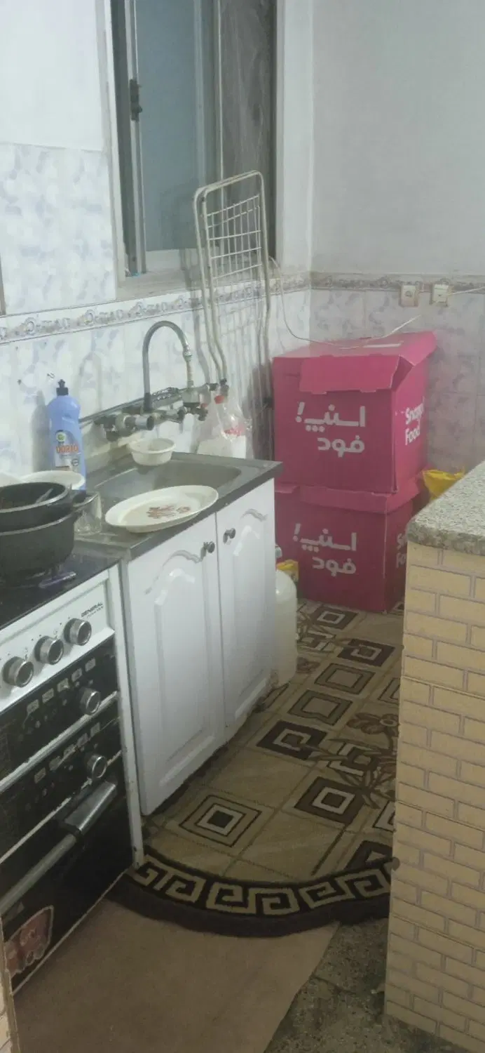 یک اتاق  و سرویس کامل
