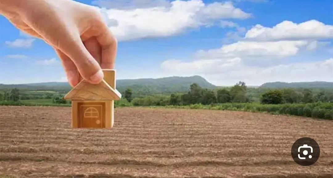 زمین ۱۵۰ متر ، ۱۸ متری گلستان