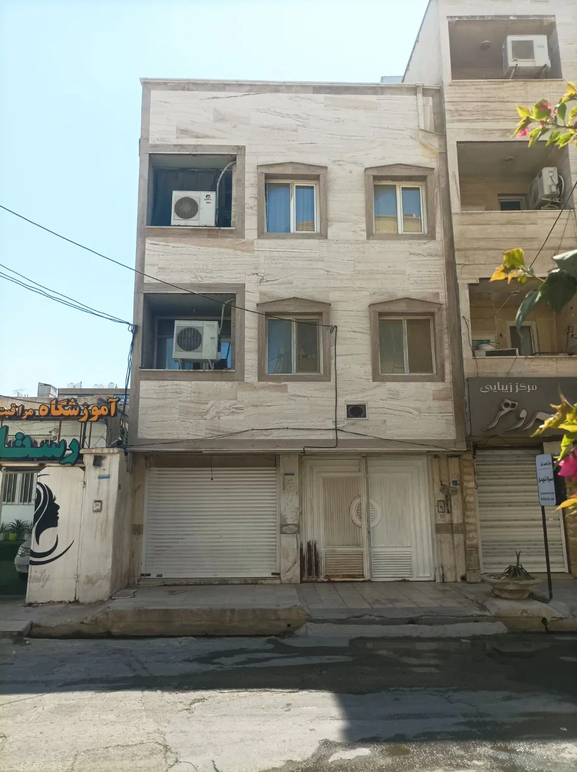 رهن و اجاره یک واحدمسکونی آپارتمانی