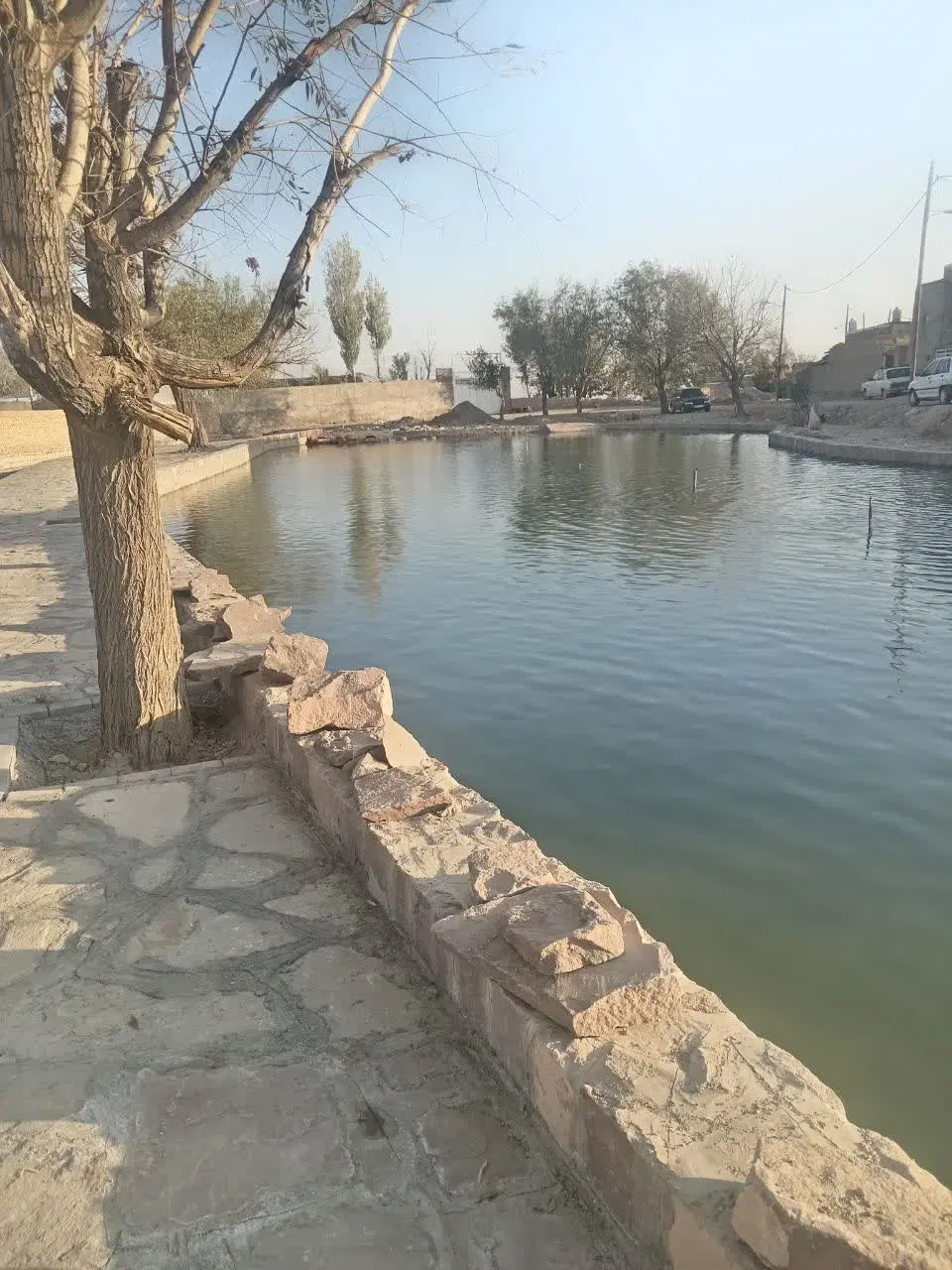 زمین کشاورزی همراه آب