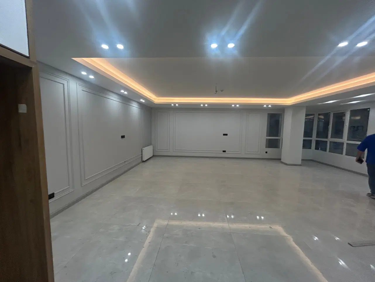 اداری42 متری دوچنار محقر