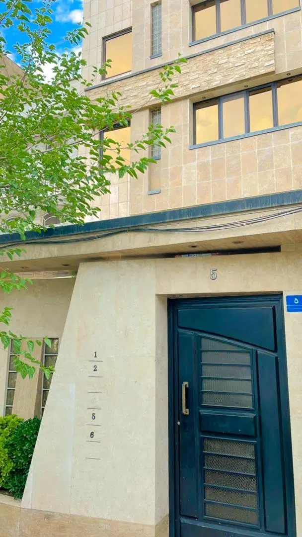 ۷۲متر ۲خواب فول امکانات نزدیک بلوار