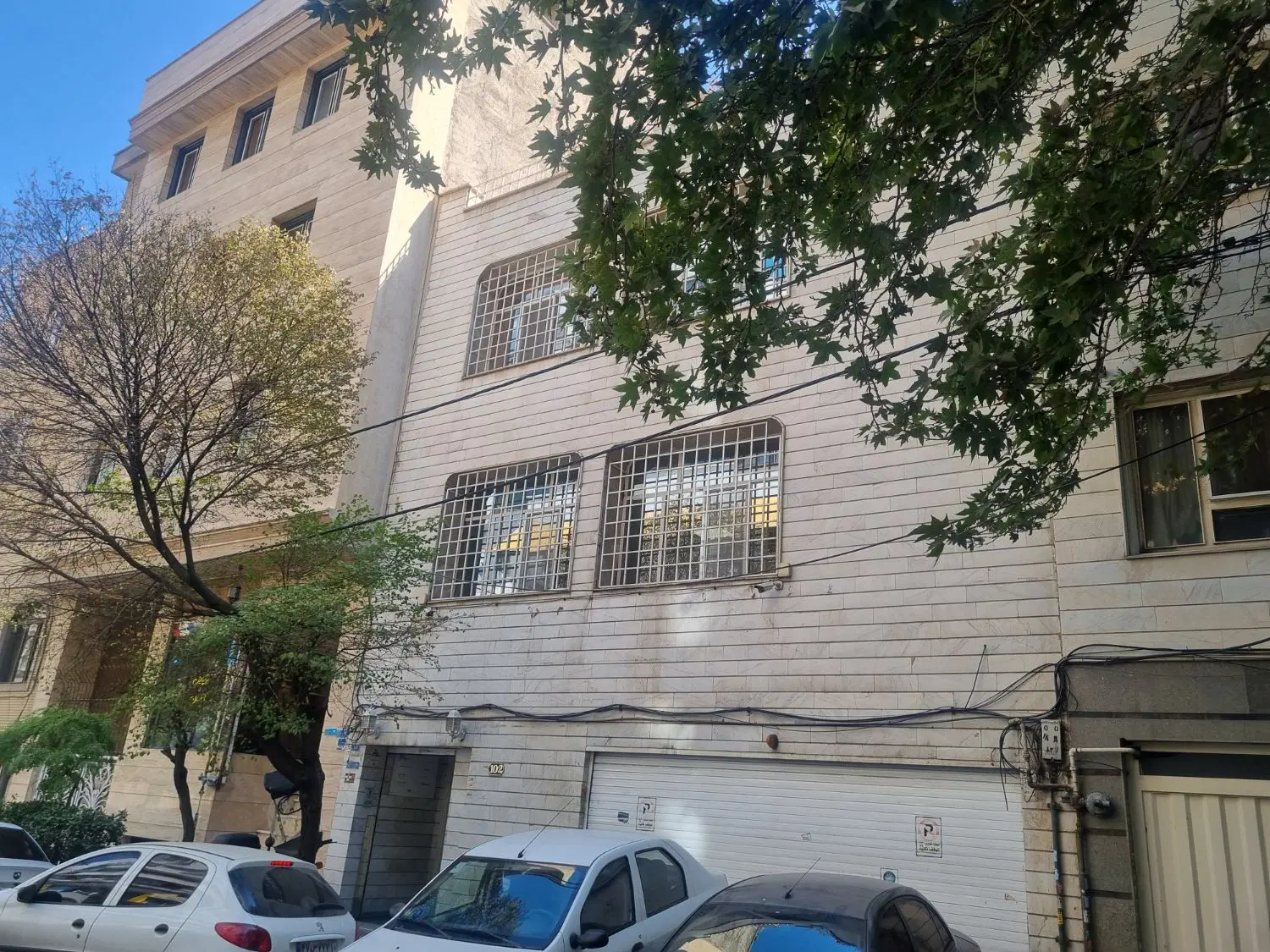 مستقلات موقعیت اداری فول امکانات