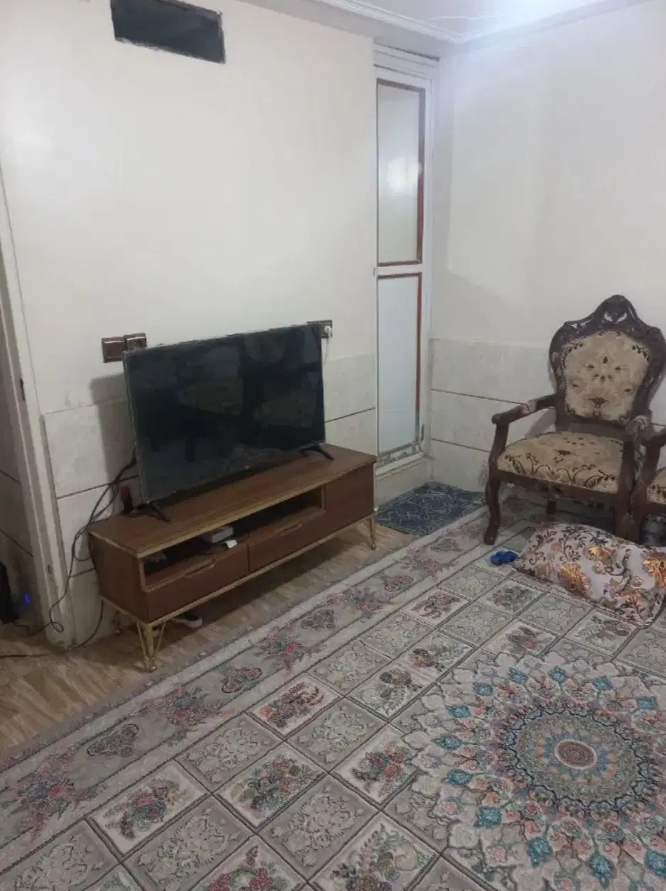 رهن و اجاره ی منزل دو خوابه در شریف آباد