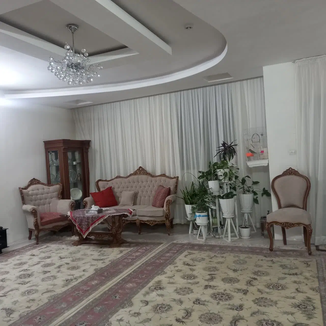فروش آپارتمان 105 متری_فول_حاشیه استاد یوسفی