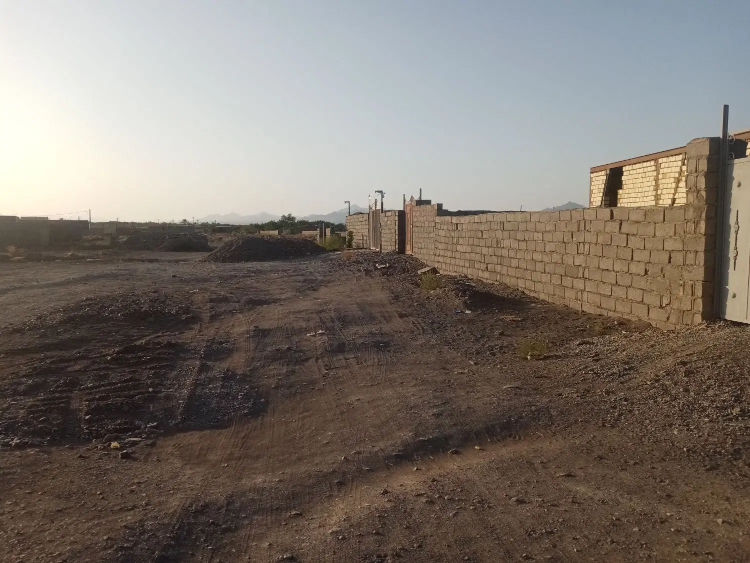 زمین امیرآباد بم