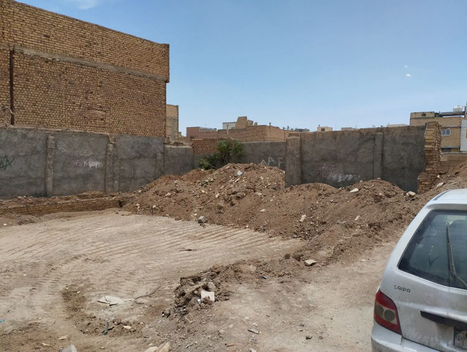 زمین مهرگان بلوار فجر