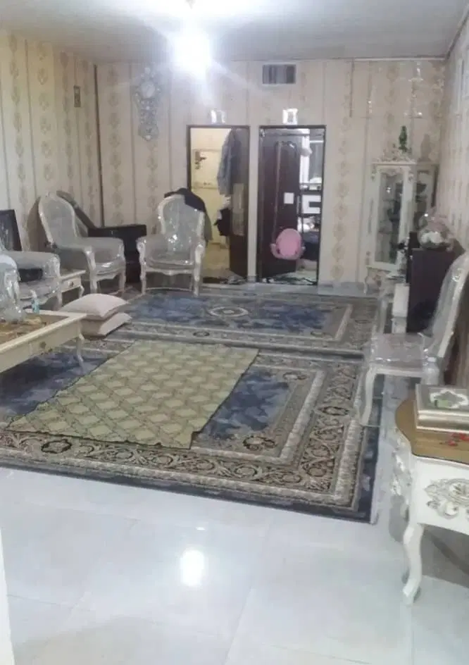 همکف ۸۵ متری تمیز شیک