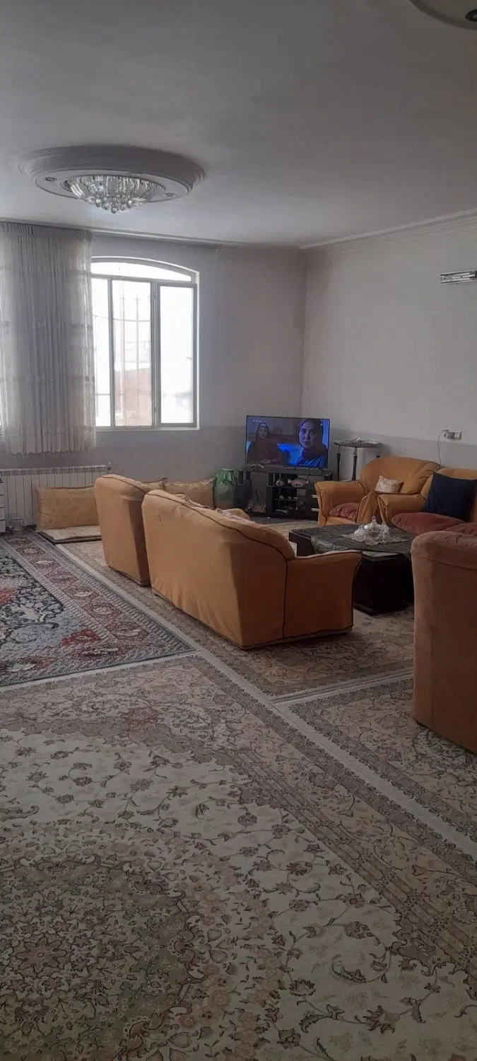 همکف واقع در خیابان جمهوری ....