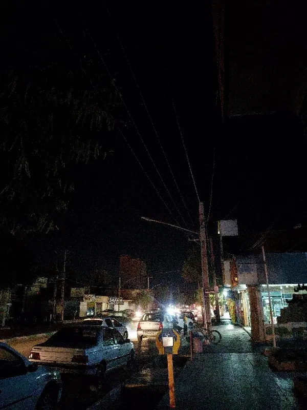 مغازه ۳۰ متری خیابان خورشید