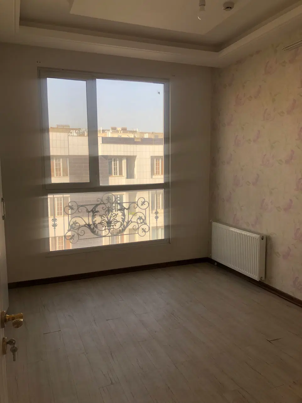 ۱۱۲ متر رحمانیه ۹ برند طاها مشابه صفر