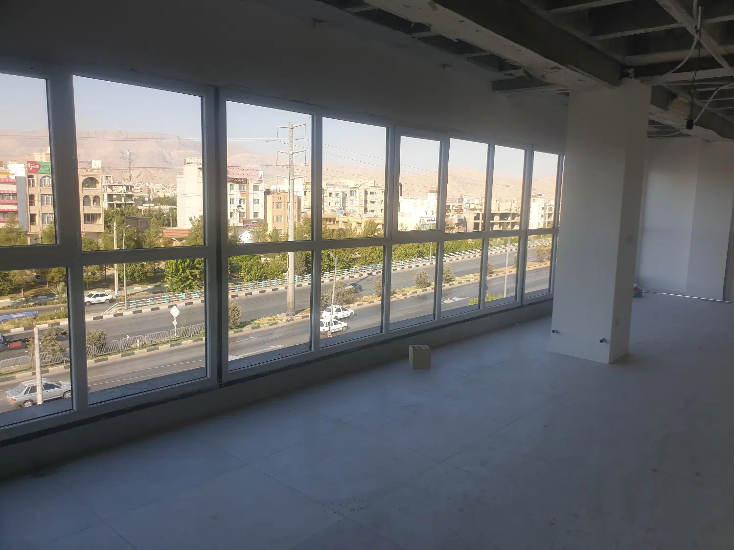 اداری فلت رو به بلوار رحمت