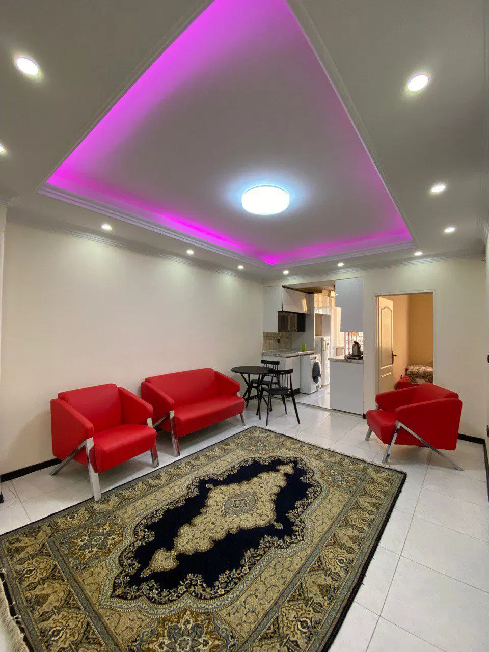 اپارتمان ۵۰ متری پارکینگ اختصاصی