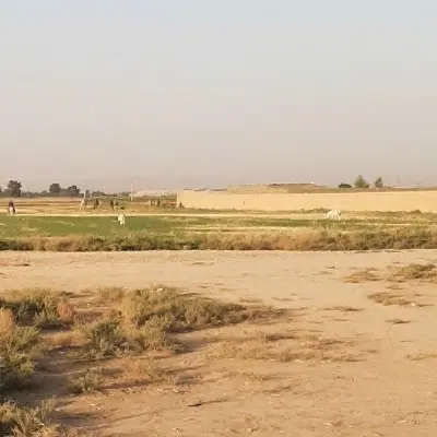 زمین چهاردیواری