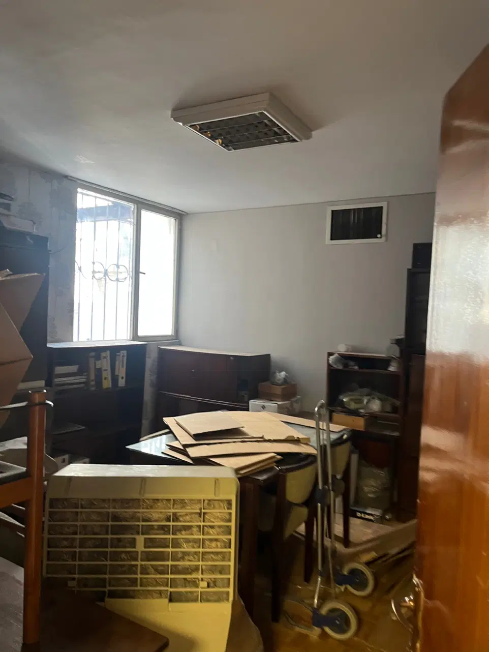 عباس آباد بهشتی۱۴۰متر۳خوابه سنداداری پارکینگ تخلیه