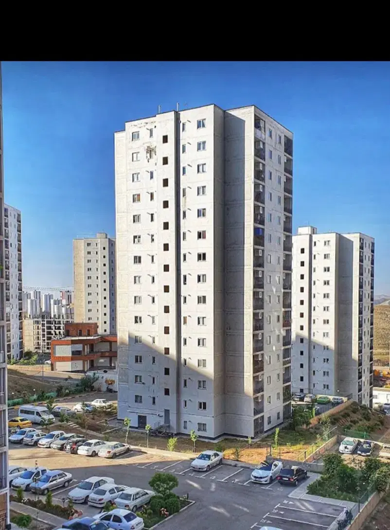 اجاره آپارتمان فاز ۱۱ زون ۵ طبقه ۱۲