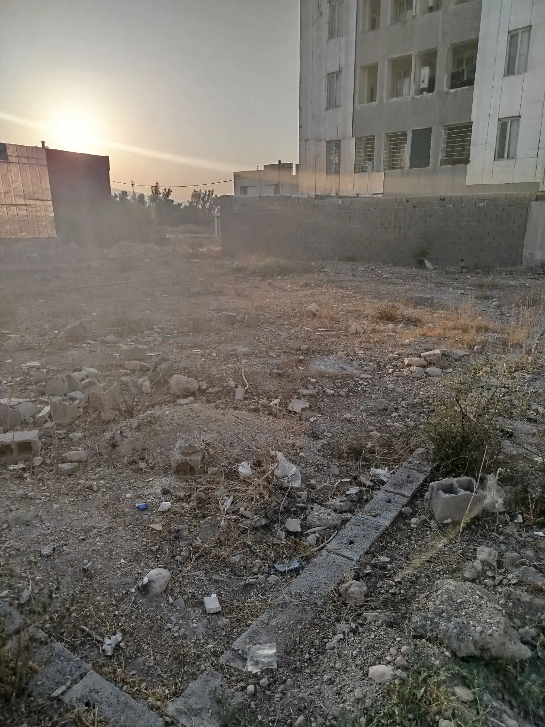 فروش زمین صنعتی _بهارستان_سند ثبت