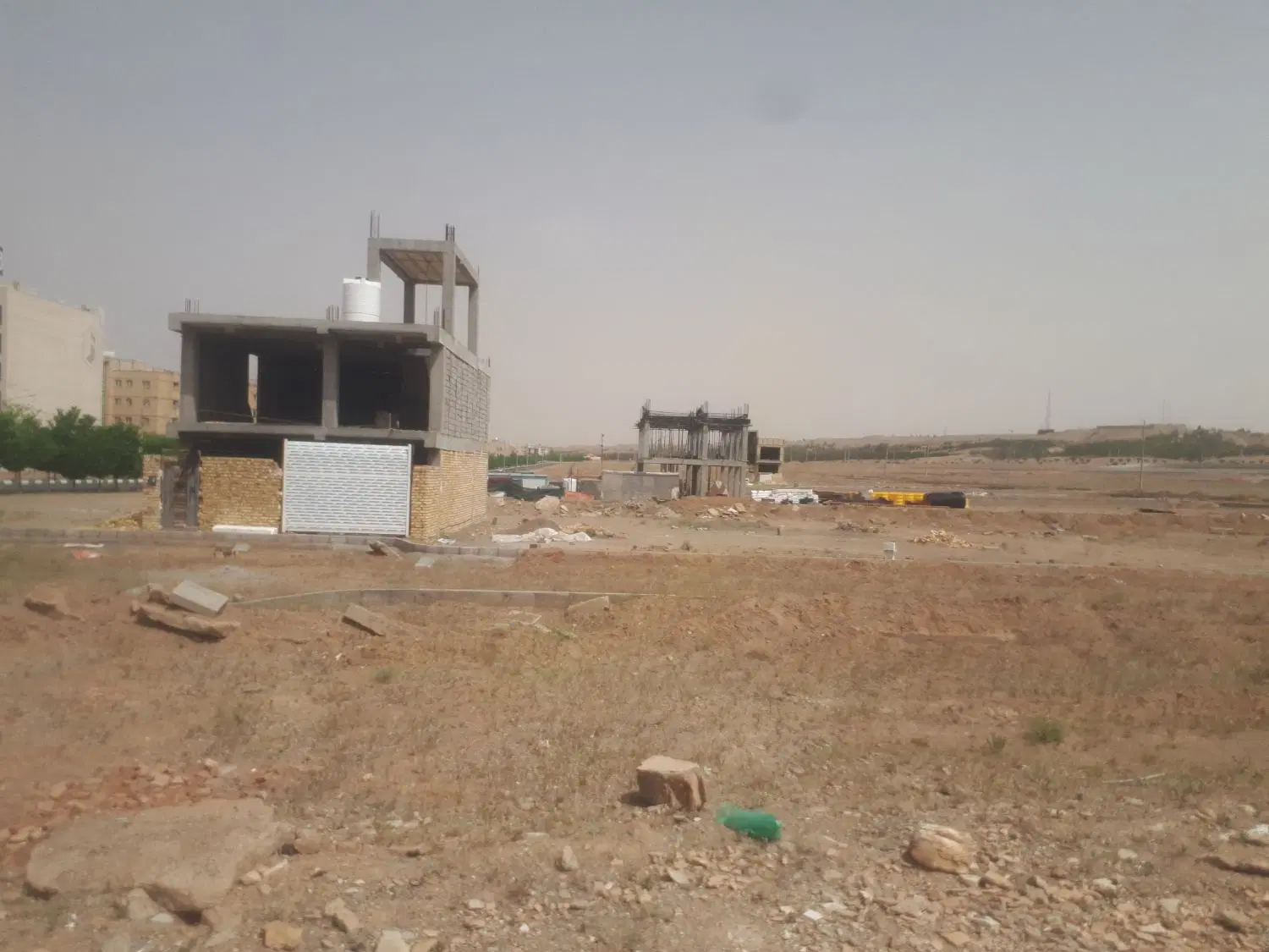 زمین ۱۸۰ متری پردیسان(نرگس)