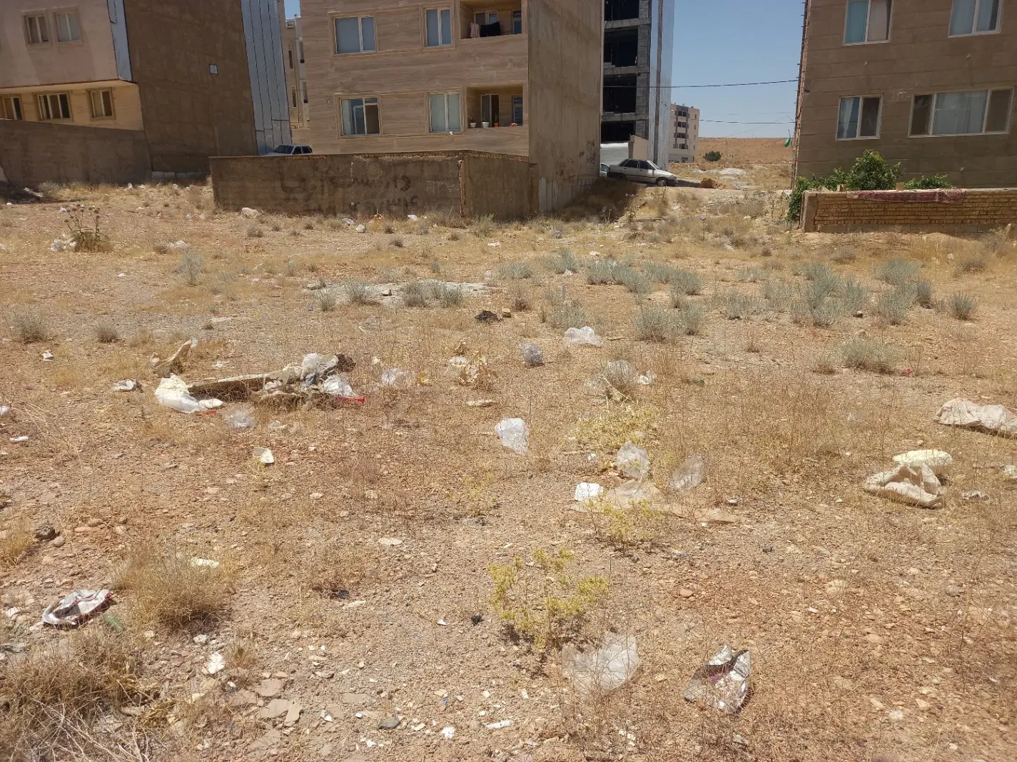 زمین ۲۰۰متری شهرک گلستان