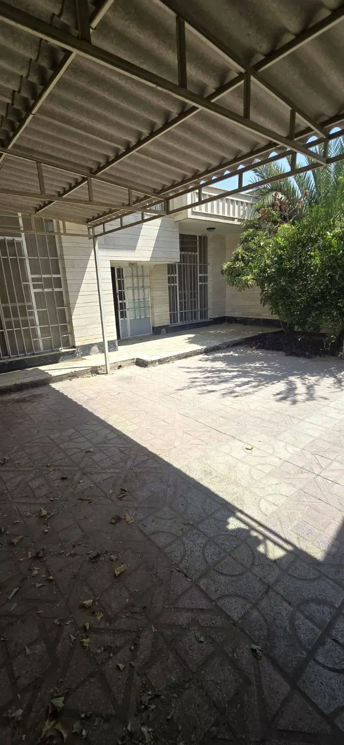 منزل ویلایی 200 متری خیابان لاوان