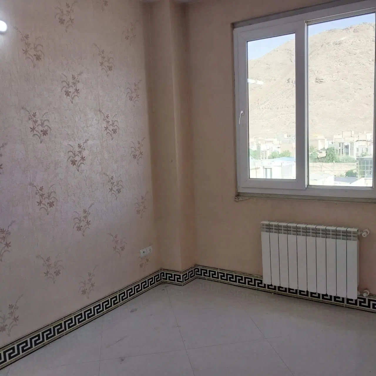 اجاره واحد اداری یا مسکونی به متراژ ۱۲۰ متر