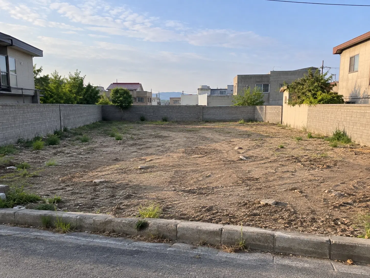 ماهدشت خیابان کارخانه قند ۱۹۸ متر زمین