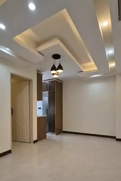 ۴۱ متری کمیاب