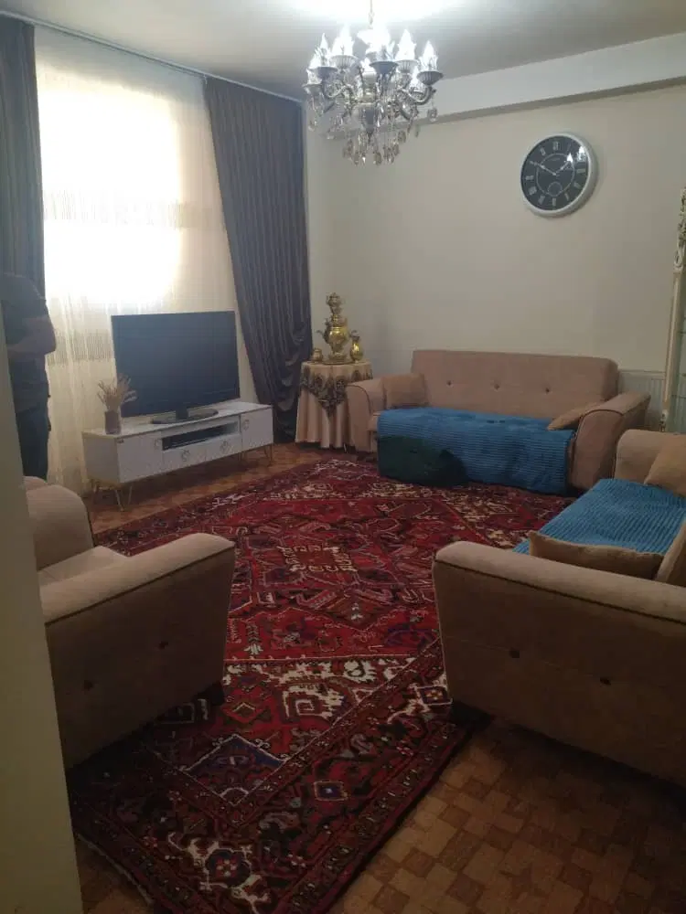 فروش آپارتمان دو خوابه طبقه همکف