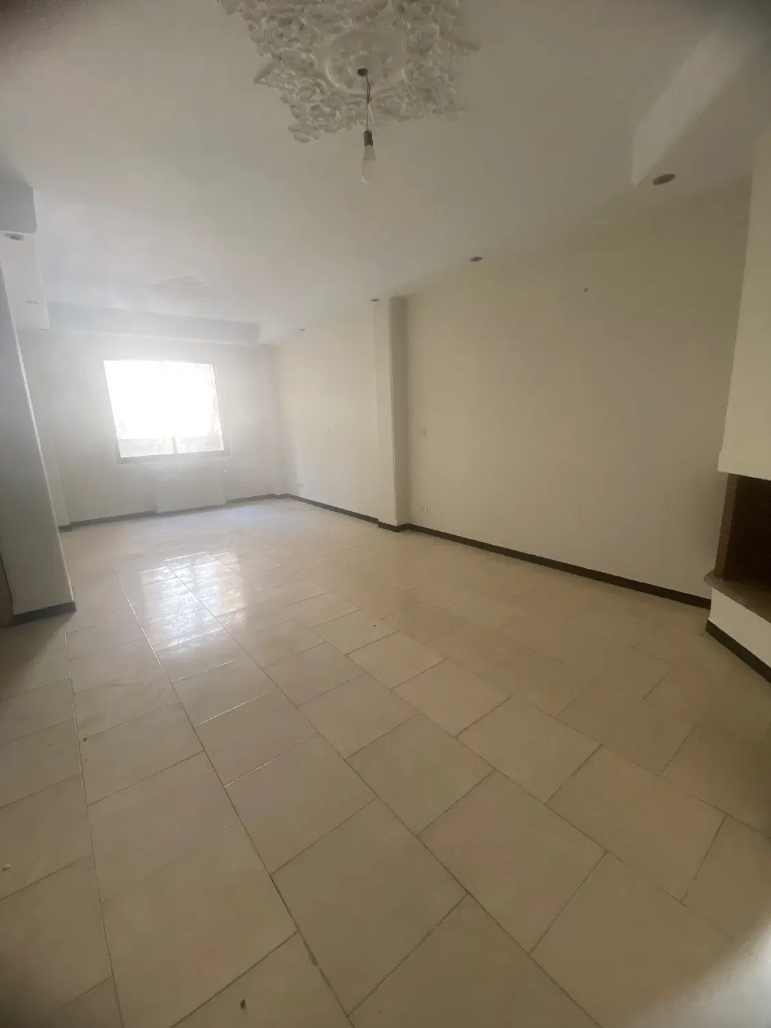 اپارتمان ۹۰ متری زرگنده