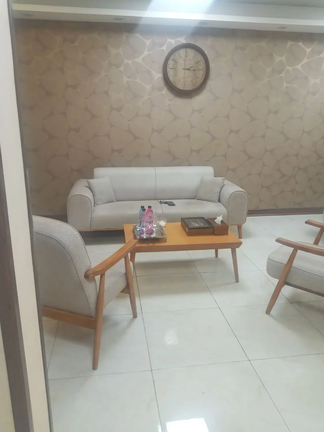 بخارست آرژانتین_ ۹۰متر_ سنداداری_ فول مبله