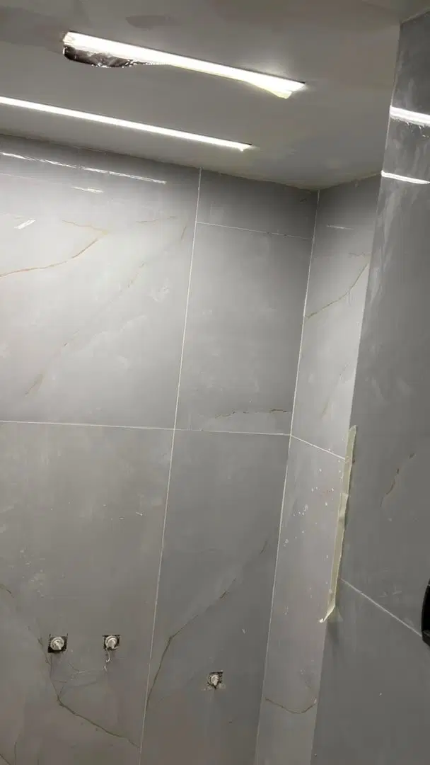 ۳۲۰ متر مغازه تاپ لوکیشن