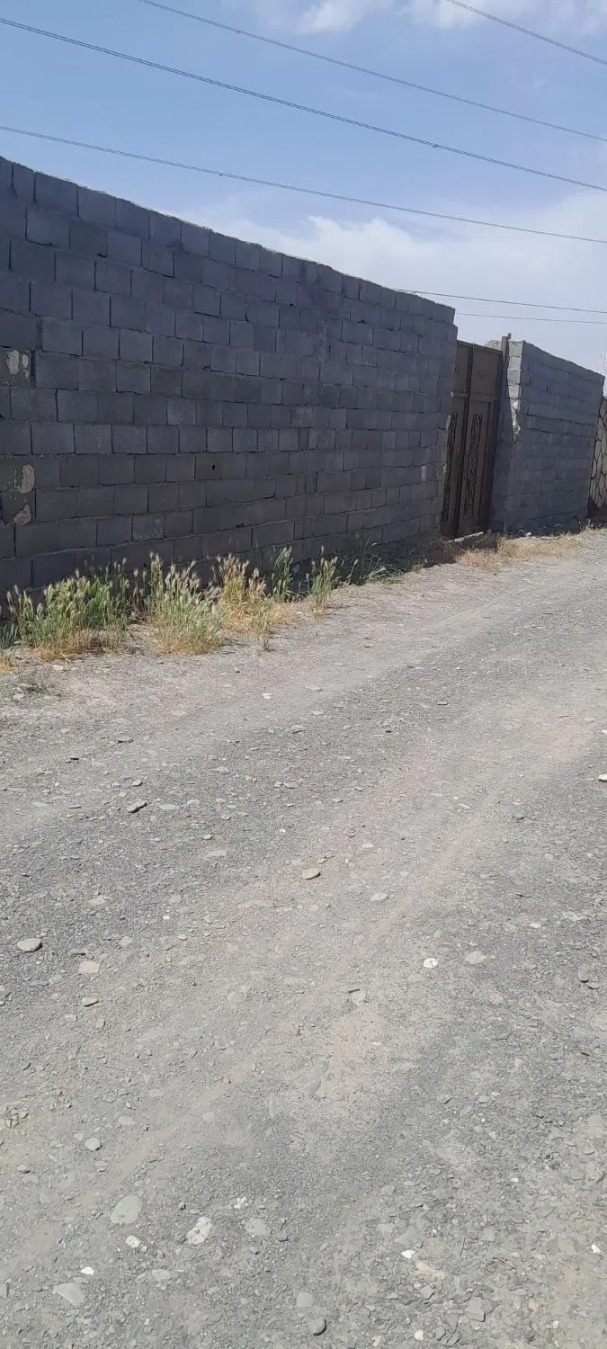 زمین شاهنامه لوکیشن خوب دور دیوار ۵۰۰ متری