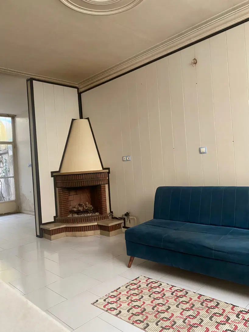 آپارتمان ۶۲ متری با ۴۰ متر حیاط اختصاصی