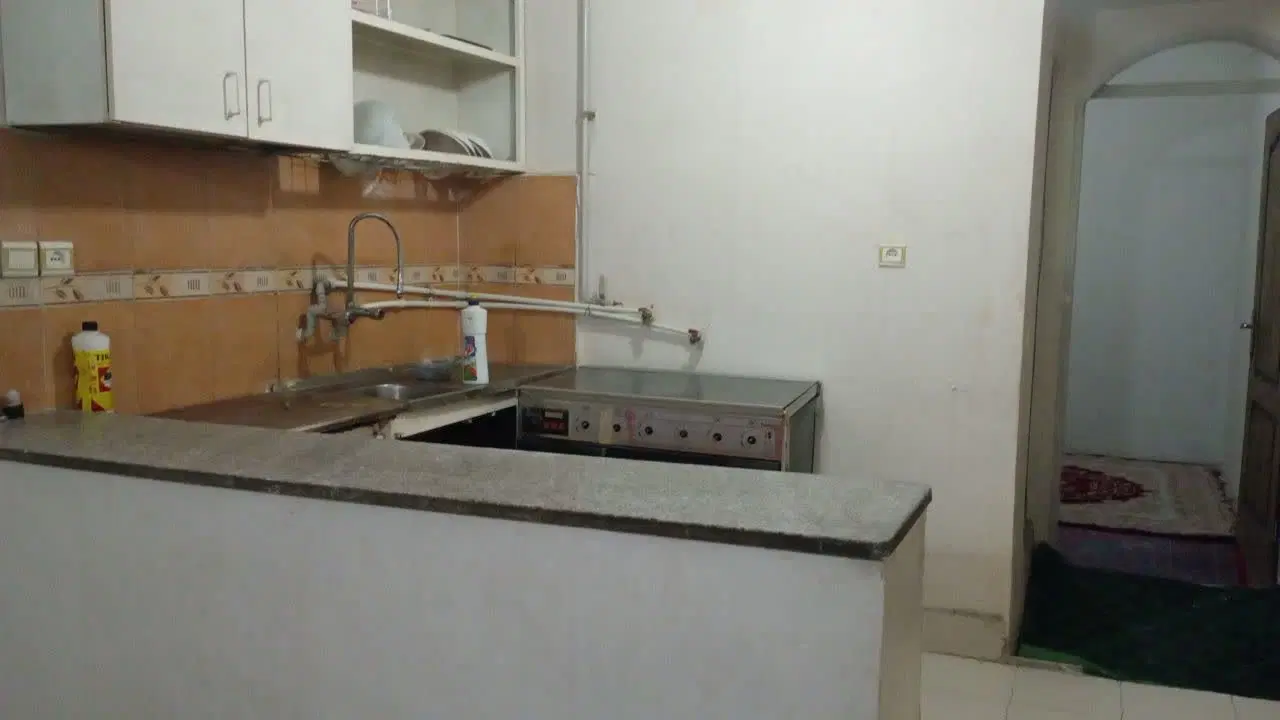 آپارتمان ۵۰ متریدیک خوابه با وسایل مناسب دانشجو